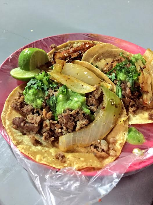 my meal from tacos El Chupacabra consisting of fresh tacos and avocado