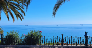 An observation area overlooking the sea, port, beach and the Roman amphitheater.