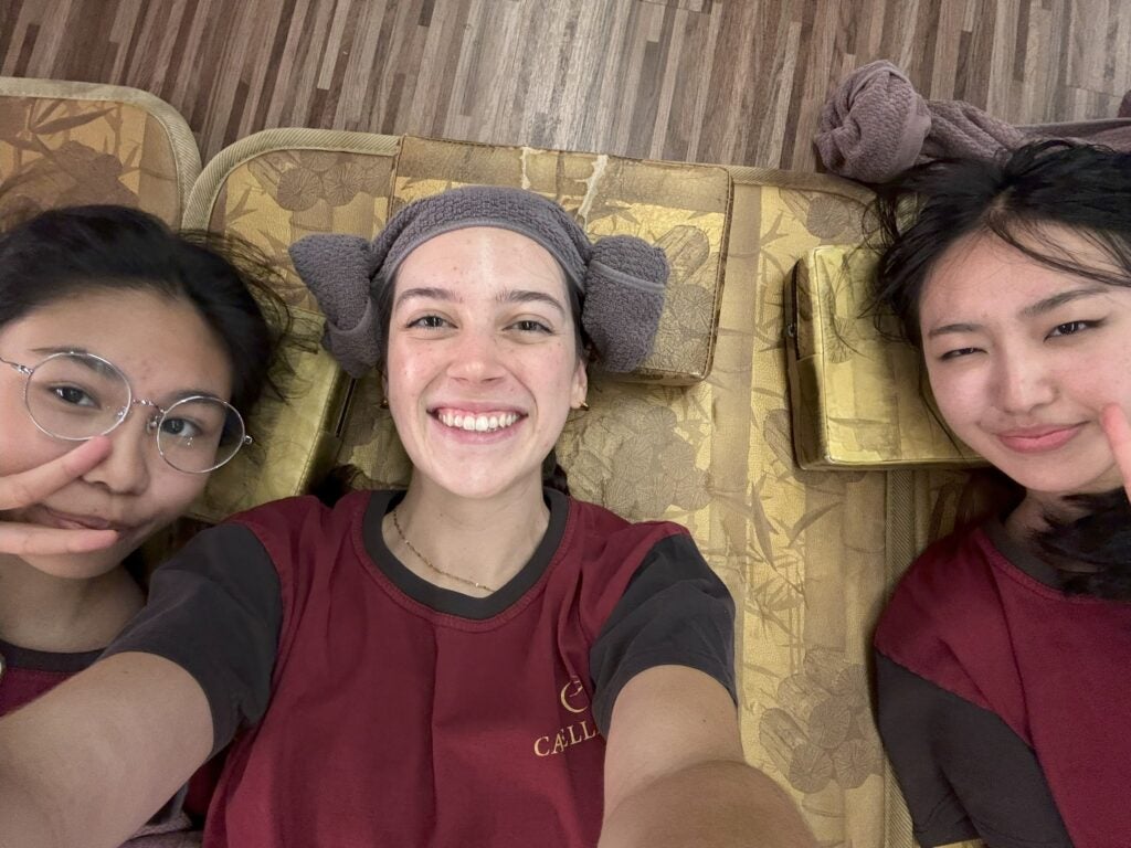 Jjimjilbang (sauna) with friends