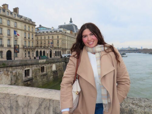 Naomi at At la Musée d'Orsay in France