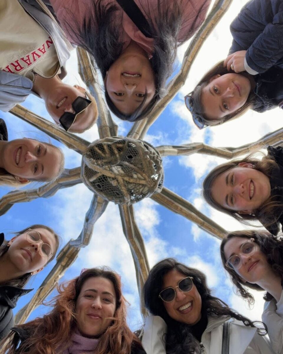 Bilbao's Mamá sculpture—surrounded by friends representing at least 6 countries.